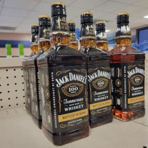 Jack Daniel's Bonded is a bold 100-proof Tennessee whiskey, rich in oak, caramel, and spice. Bottled in bond, aged 4+ years, and crafted for bold flavor