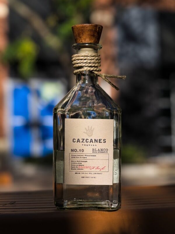 Experience Cazcanes Still Strength Blanco Tequila, a bold 110-proof tequila made from 100% Blue Weber agave. Pure, potent, and additive-free, it's crafted for serious tequila lovers