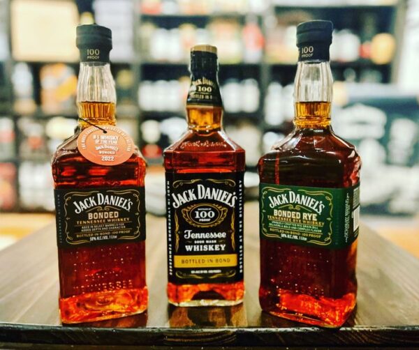 Jack Daniel's Bonded is a bold 100-proof Tennessee whiskey, rich in oak, caramel, and spice. Bottled in bond, aged 4+ years, and crafted for bold flavor