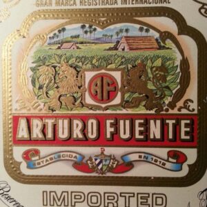 Experience the smooth Arturo Fuente Curly Head Deluxe cigars—handmade with premium Dominican tobaccos for a consistently satisfying, mellow-to-medium smoke
