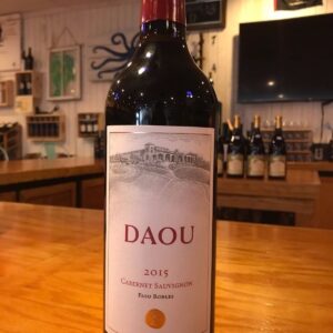 Discover the bold elegance of DAOU Cabernet Sauvignon – a top-tier red wine from Paso Robles, rich in dark fruit flavors and smooth tannins.