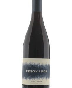 Discover Résonance Willamette Valley Pinot Noir – a premium Oregon red wine offering silky texture, layered red fruit notes, and balanced acidity.