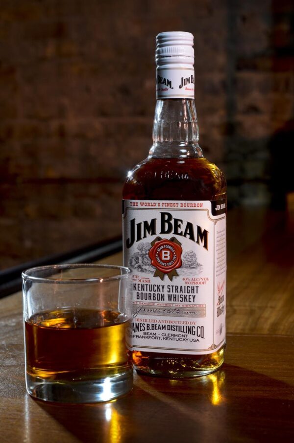 Taste the legend with Jim Beam Kentucky Bourbon 🥃—a classic American favorite 🇺🇸 known for smooth character, deep oak notes, and true Southern charm 🔥.