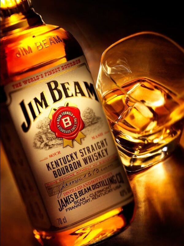 Taste the legend with Jim Beam Kentucky Bourbon 🥃—a classic American favorite 🇺🇸 known for smooth character, deep oak notes, and true Southern charm 🔥.