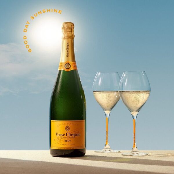 Buy Veuve Clicquot Yellow Label Brut online. Premium French champagne for celebrations. Nationwide champagne delivery across the USA.
